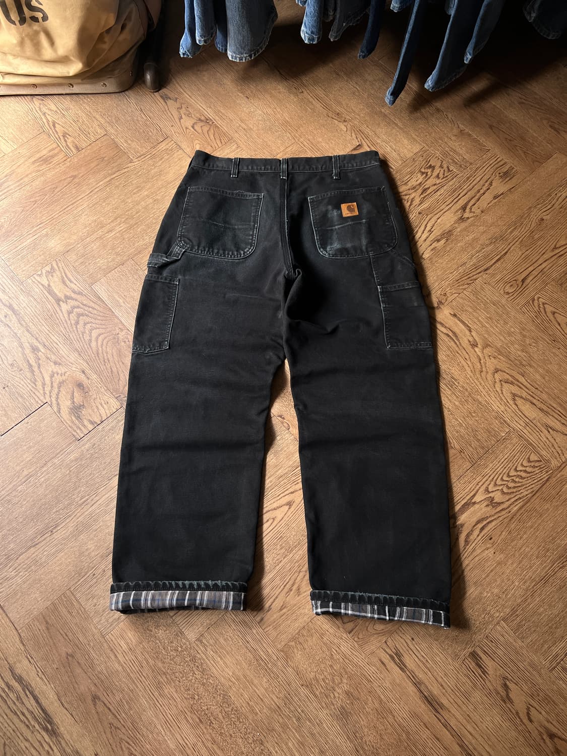 [34]칼하트 USA 체크 라이닝 데미지드 블랙 싱글니 워크 팬츠 상품이미지8