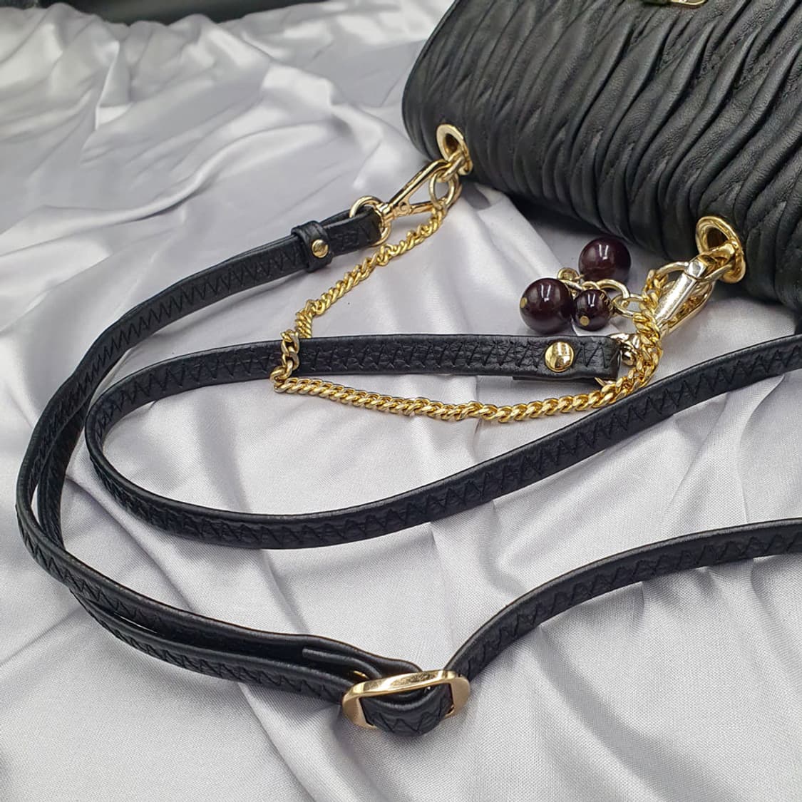 닥스 체인장식 가죽 숄더백 크로스백 중고 가방 은피아노 상품이미지5