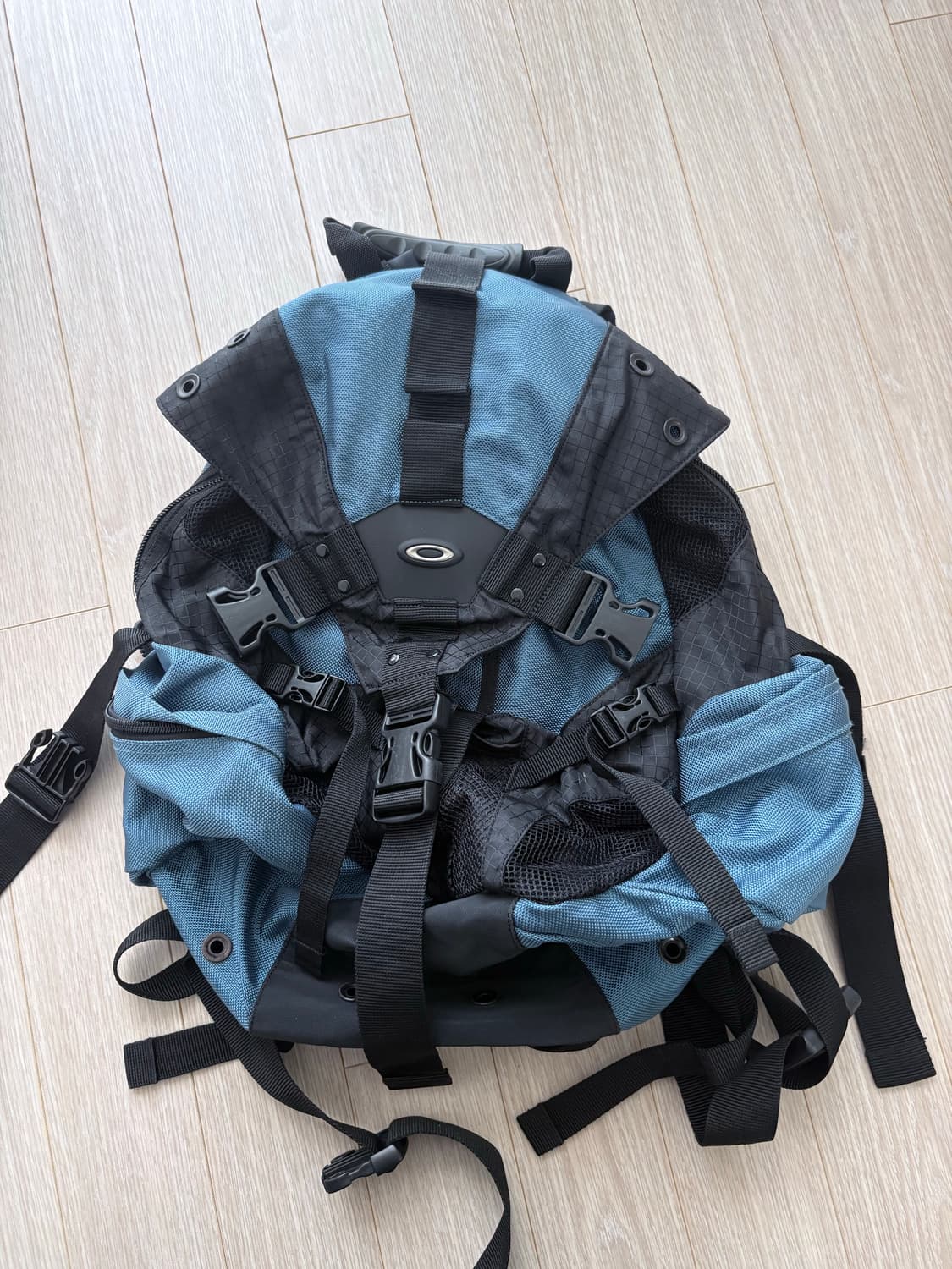 오클리 백팩 상품이미지1