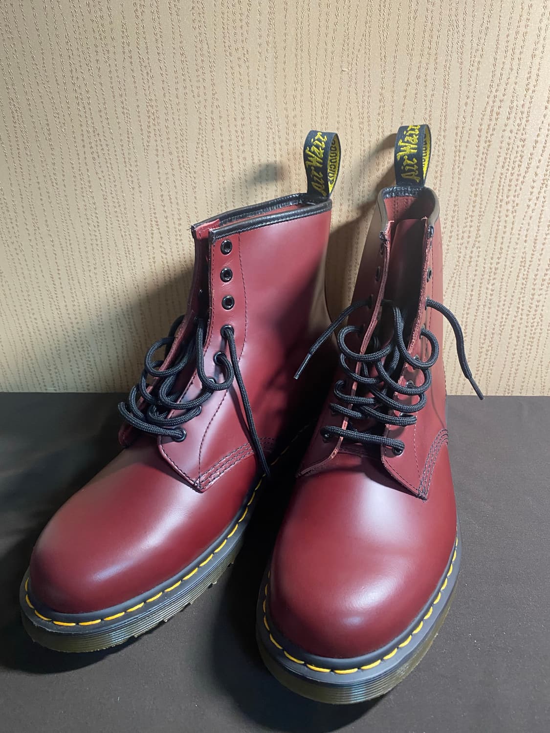 닥터마틴 1460 스무스 레더 레이스업 부츠 체리 레드 상품이미지3