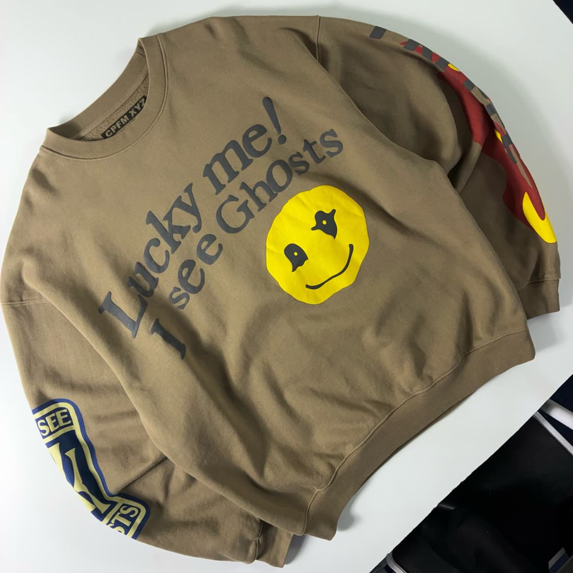 Ye x kid  칸예웨스트 CFPM 고스트 맨투맨l 상품이미지1