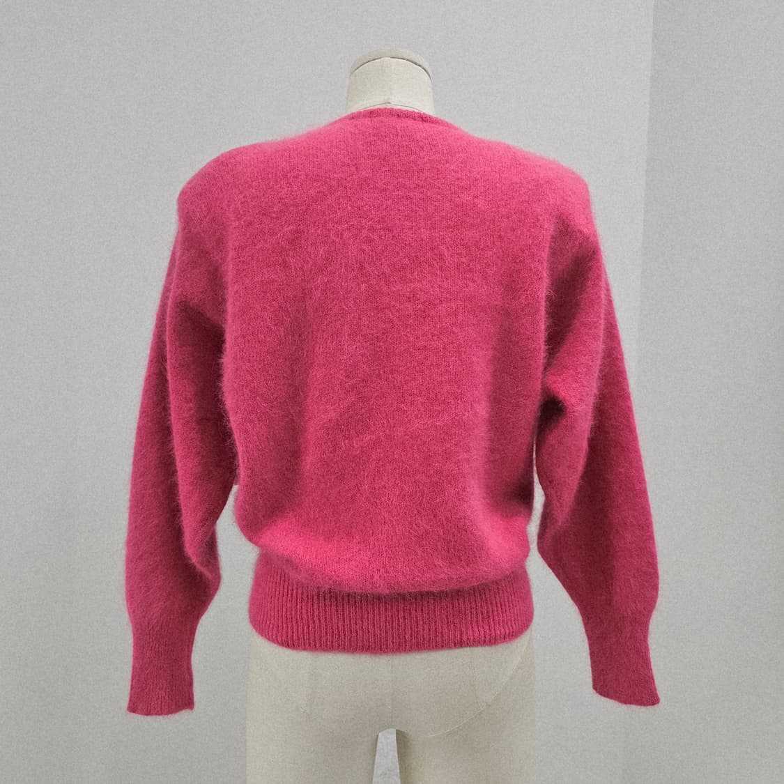 앙고라 핑크 플라워 자수 니트 상품이미지2