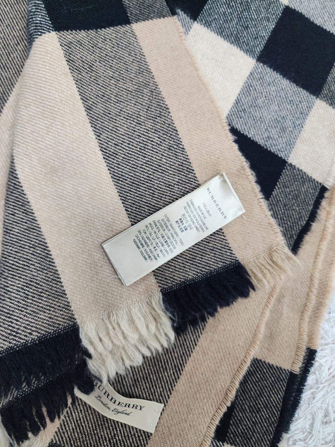 버버리 울캐시 혼방 체크 머플러 스카프 정품 상품이미지3