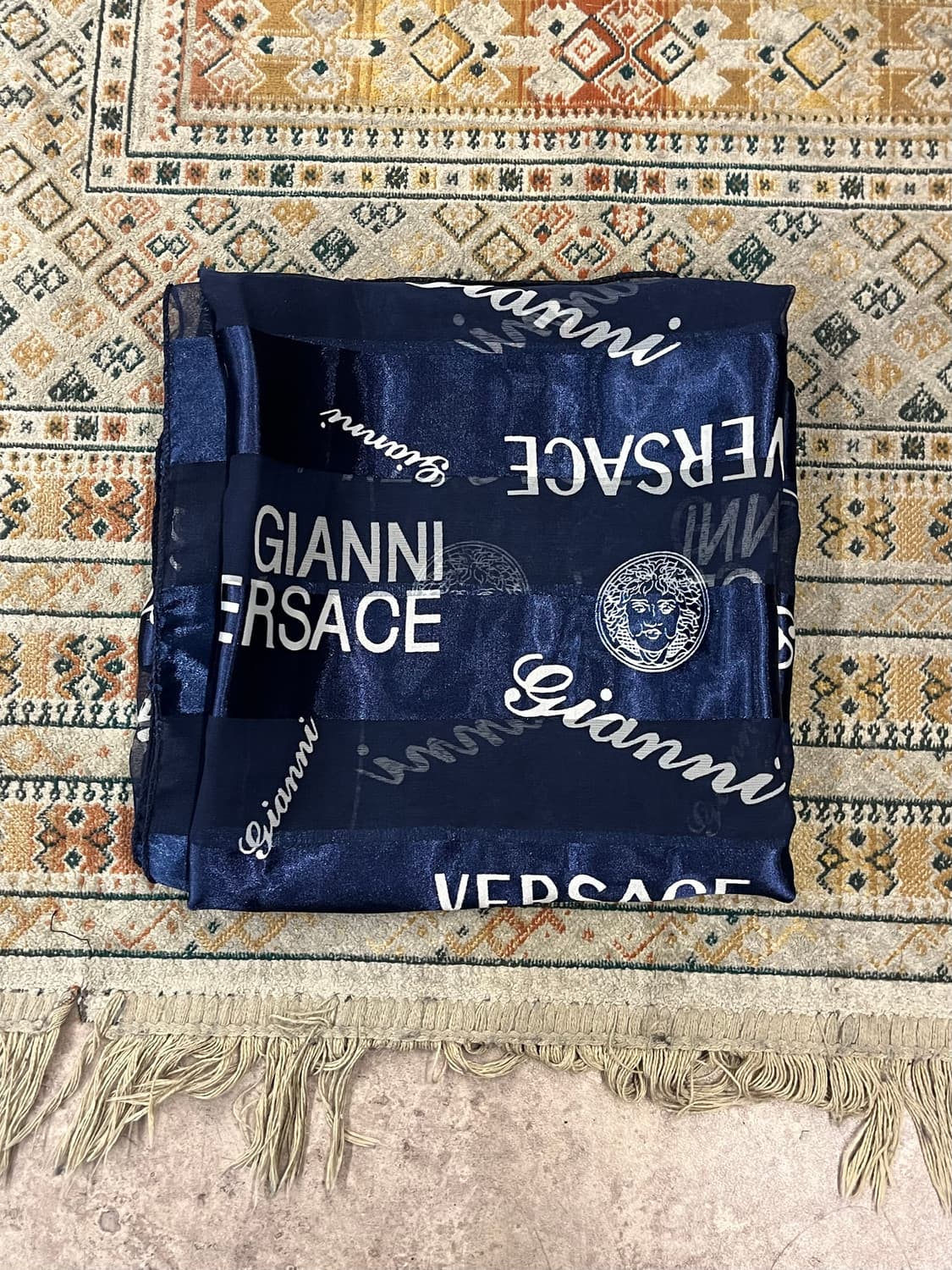 지아니 베르사체 메두사 스카프 네이비 #csz2696 상품이미지1