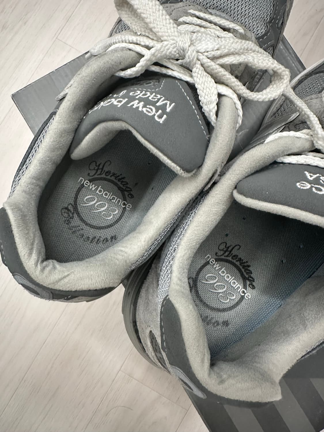 뉴발란스993 그레이 255 상품이미지3
