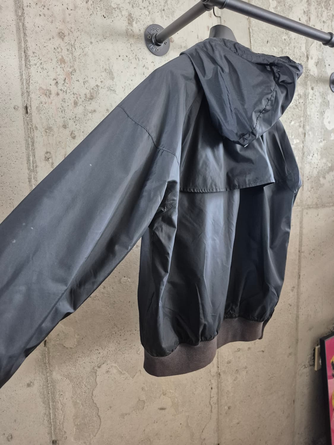 나이키 블랙 바람막이 후드집업 상품이미지4