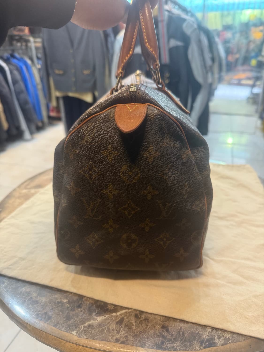 정품 루이비통 스피디30 팝니다 상품이미지4