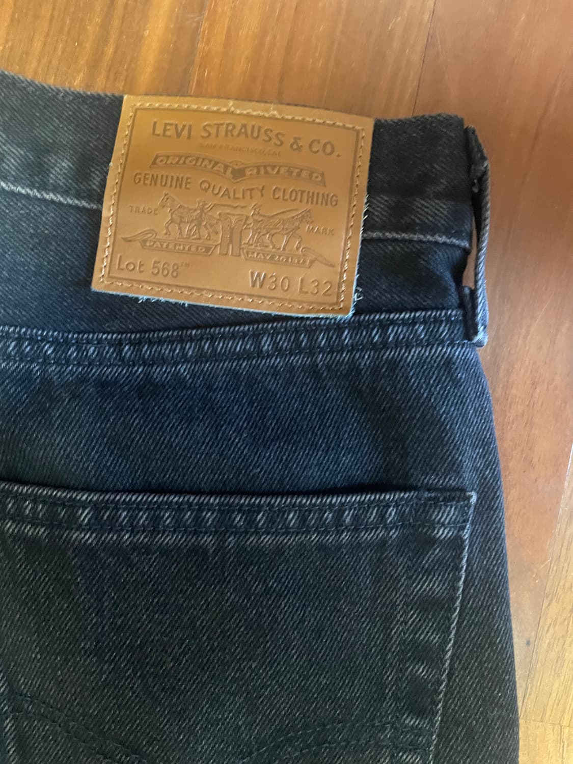 리바이스 568 흑청 30x32 상품이미지3