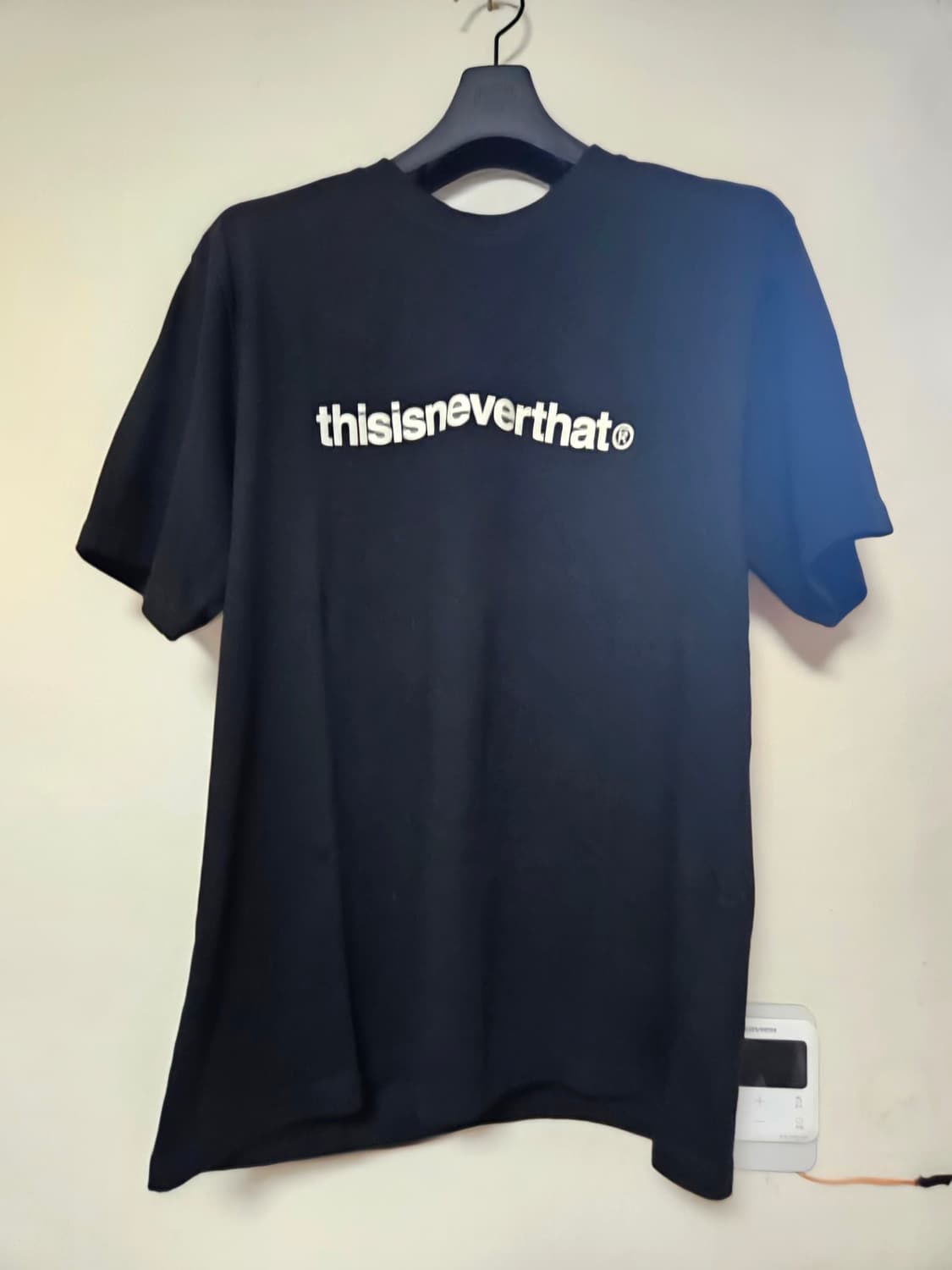 T-Logo Tee Black 상품이미지1