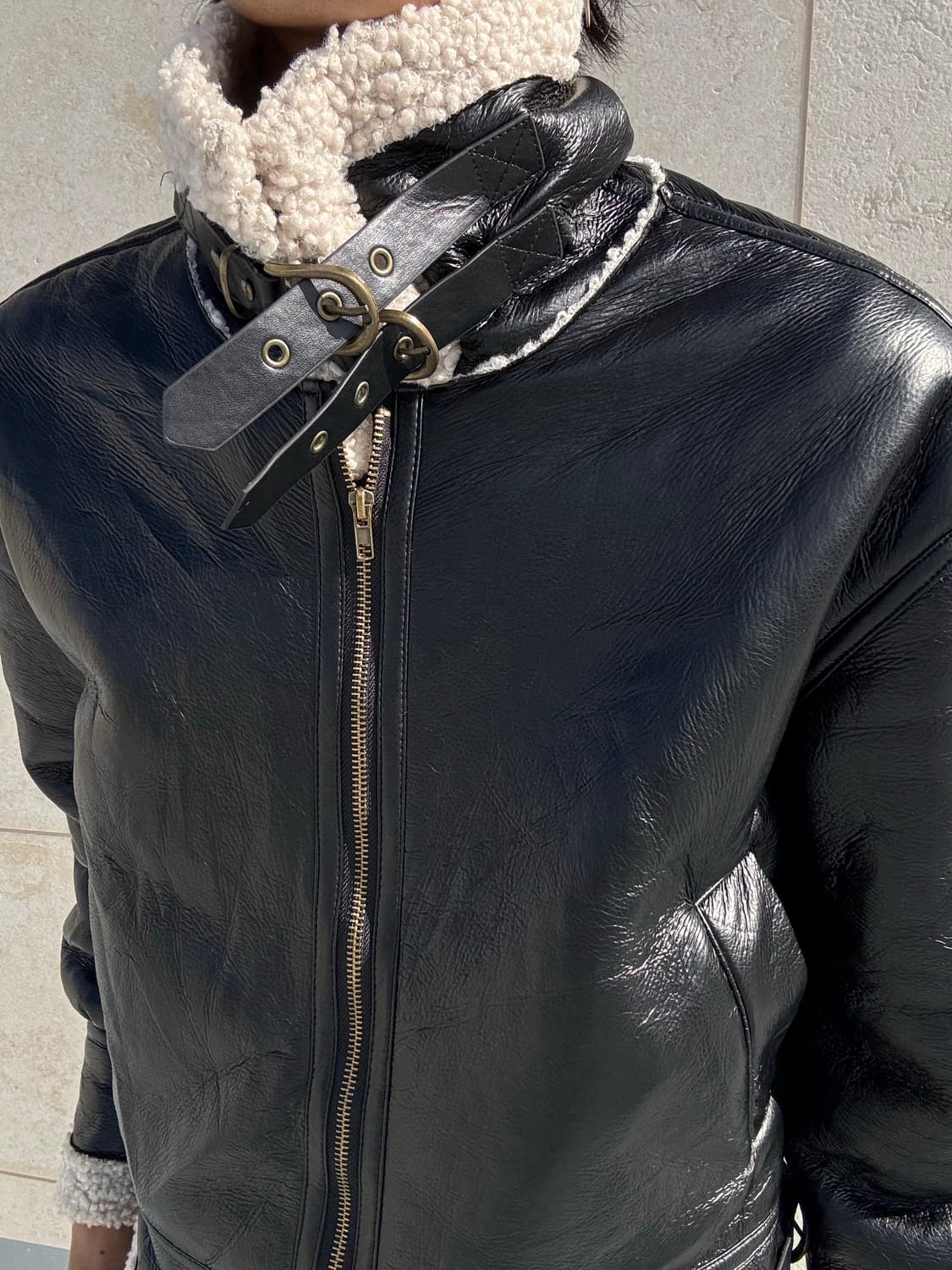“Vintage” Y2K Chic Mood Black Neckbuckle 상품이미지3