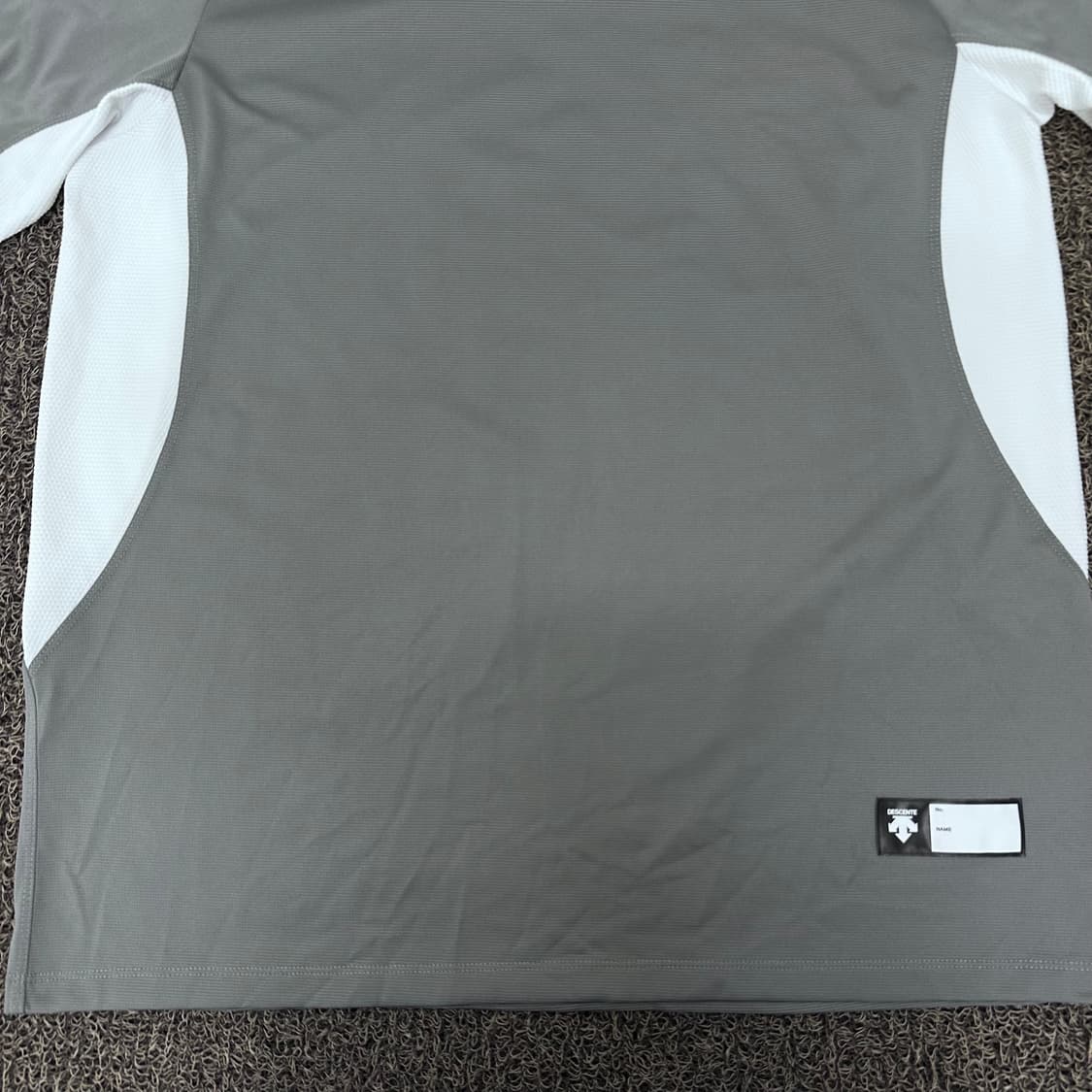 데상트 기능성 반팔티셔츠 운동복 115(3XL) 상품이미지5