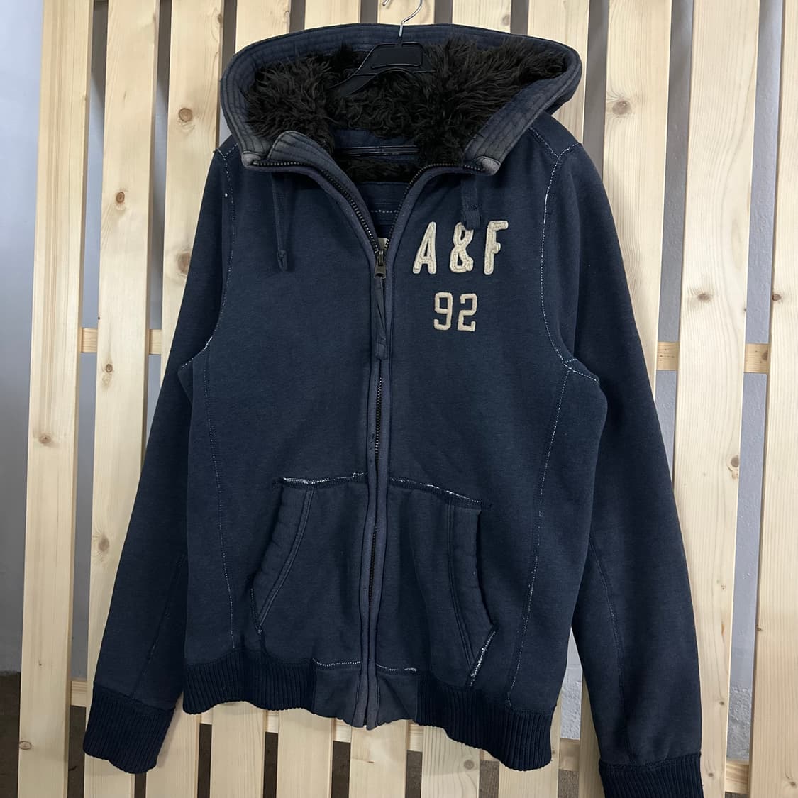 (M) 아베크롬비 데미지 네이비 양털 후드집업 상품이미지2