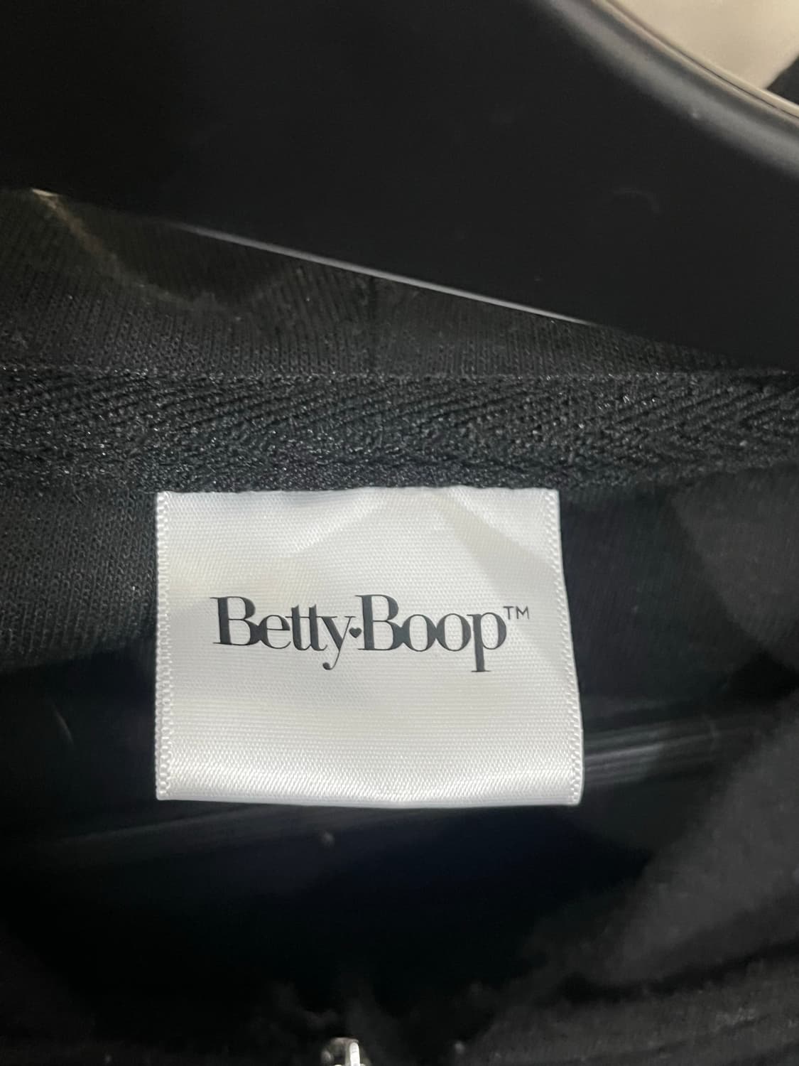 베티붑 프린팅 오버핏 후드집업 상품이미지4