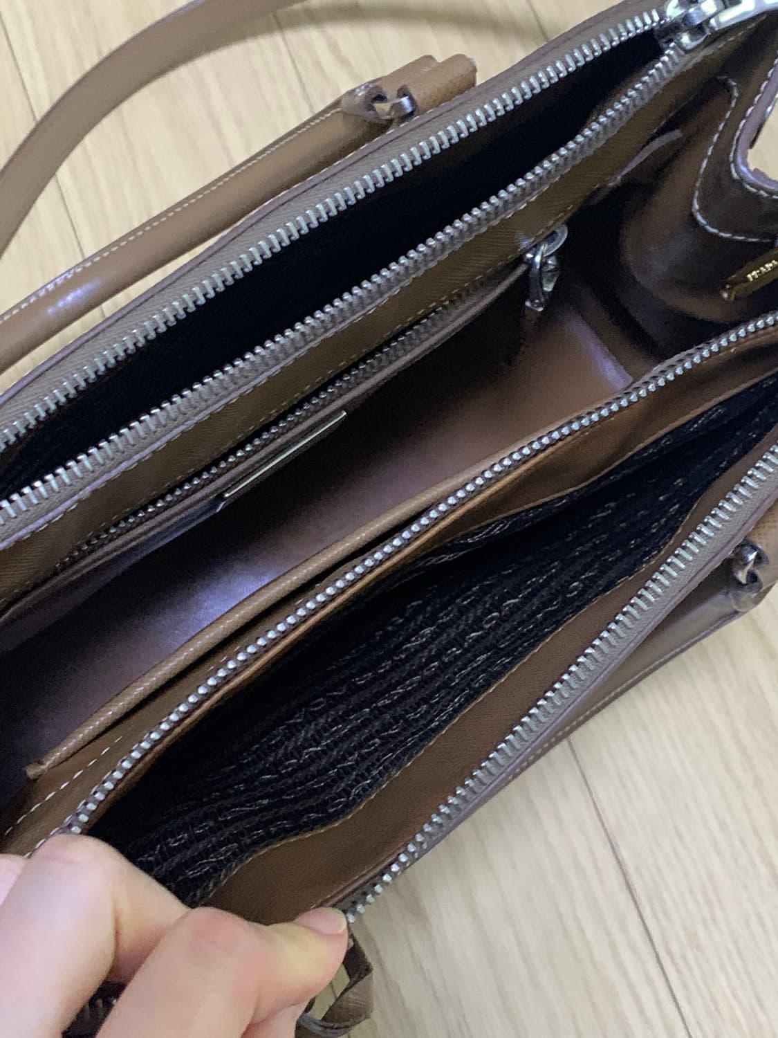 prada 프라다 사피아노 토트백 상품이미지7