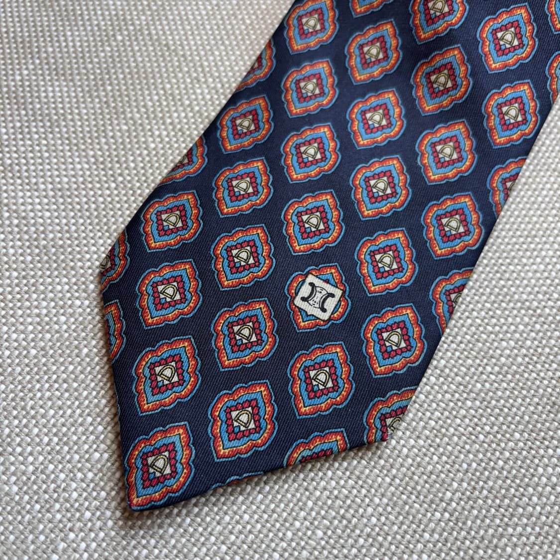 [정품] 셀린느(CELINE) 빈티지 마카담 메달리온 실크 넥타이 상품이미지7