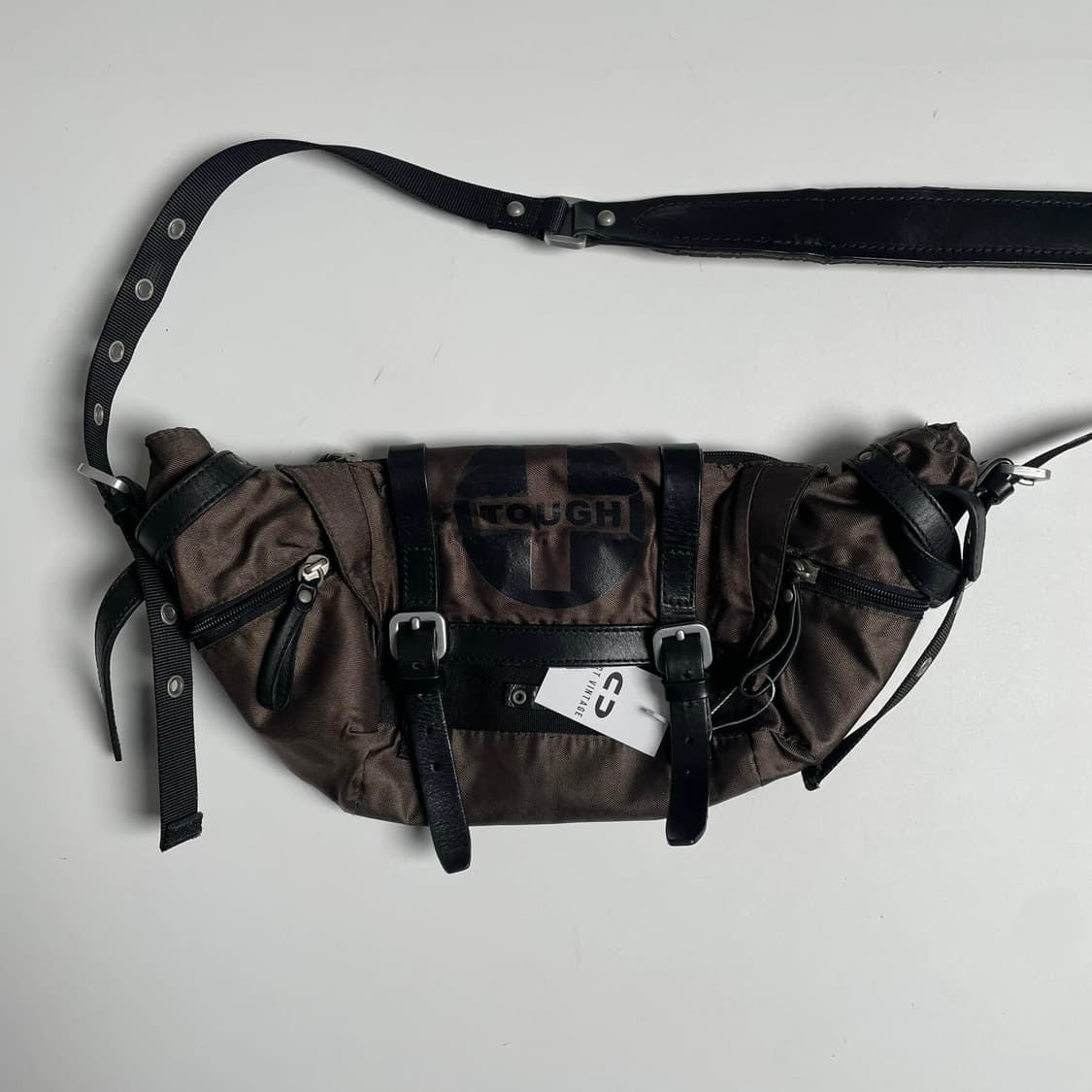 Tough jeansmith 크로스 패턴 크로스백 상품이미지2