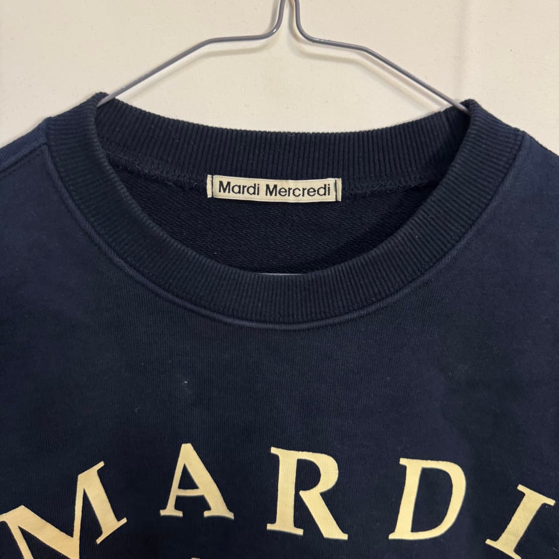 마르디메크르디 라운드 맨투맨 티셔츠 상품이미지2