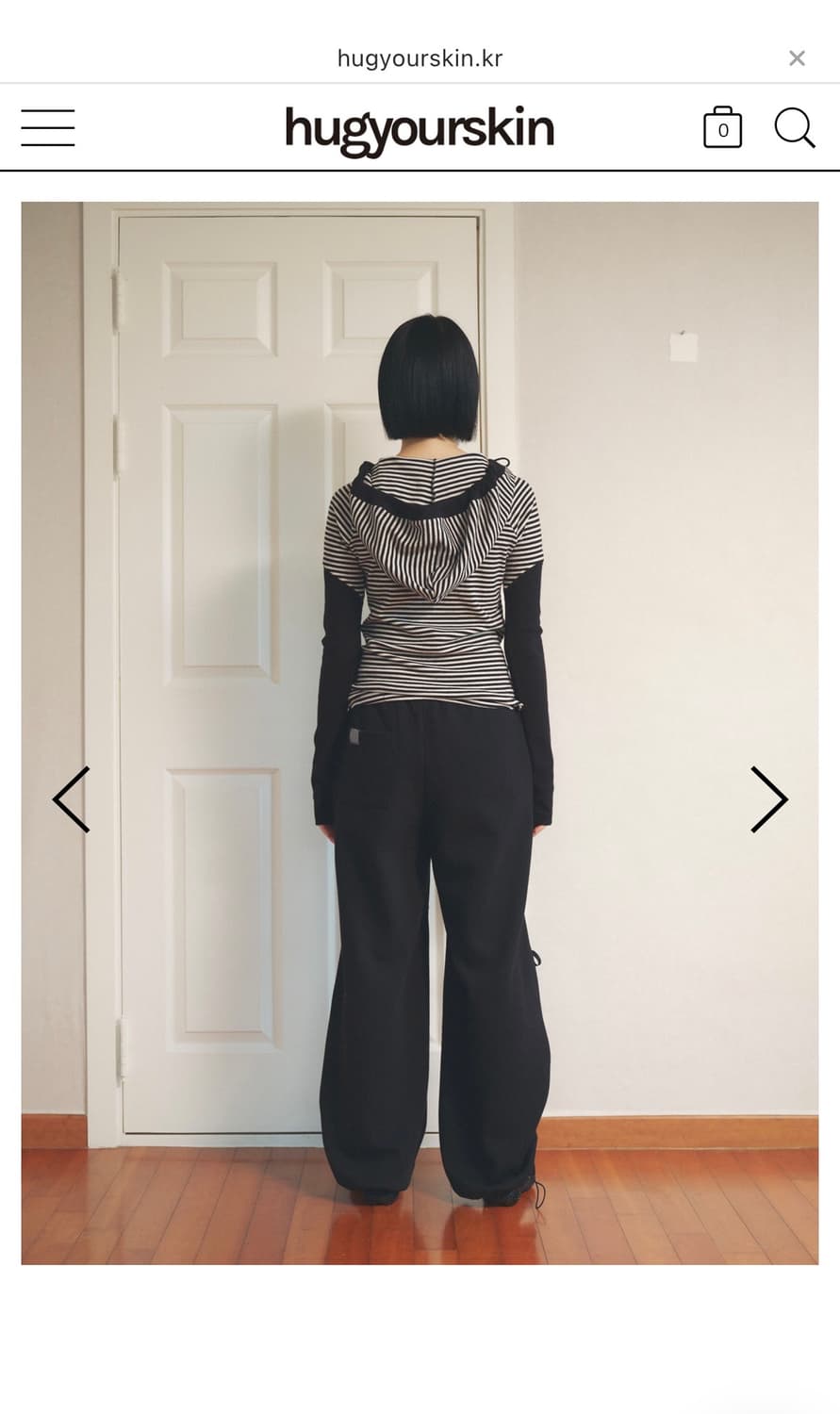 허그유어스킨 스트라이프 스냅 후드티 블랙 상품이미지3