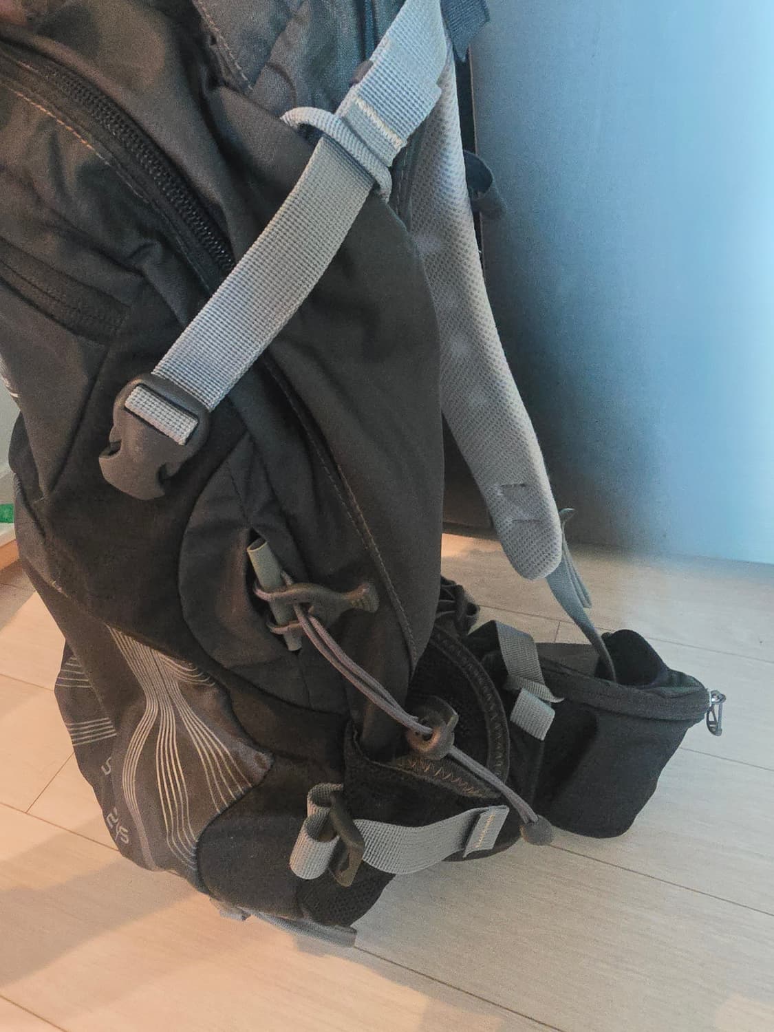 오스프리 24리터 트래킹백팩 상품이미지4