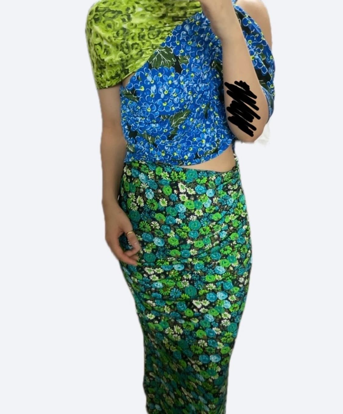 자라 드레이프 컷아웃 플라워 드레스 백리스 상품이미지3