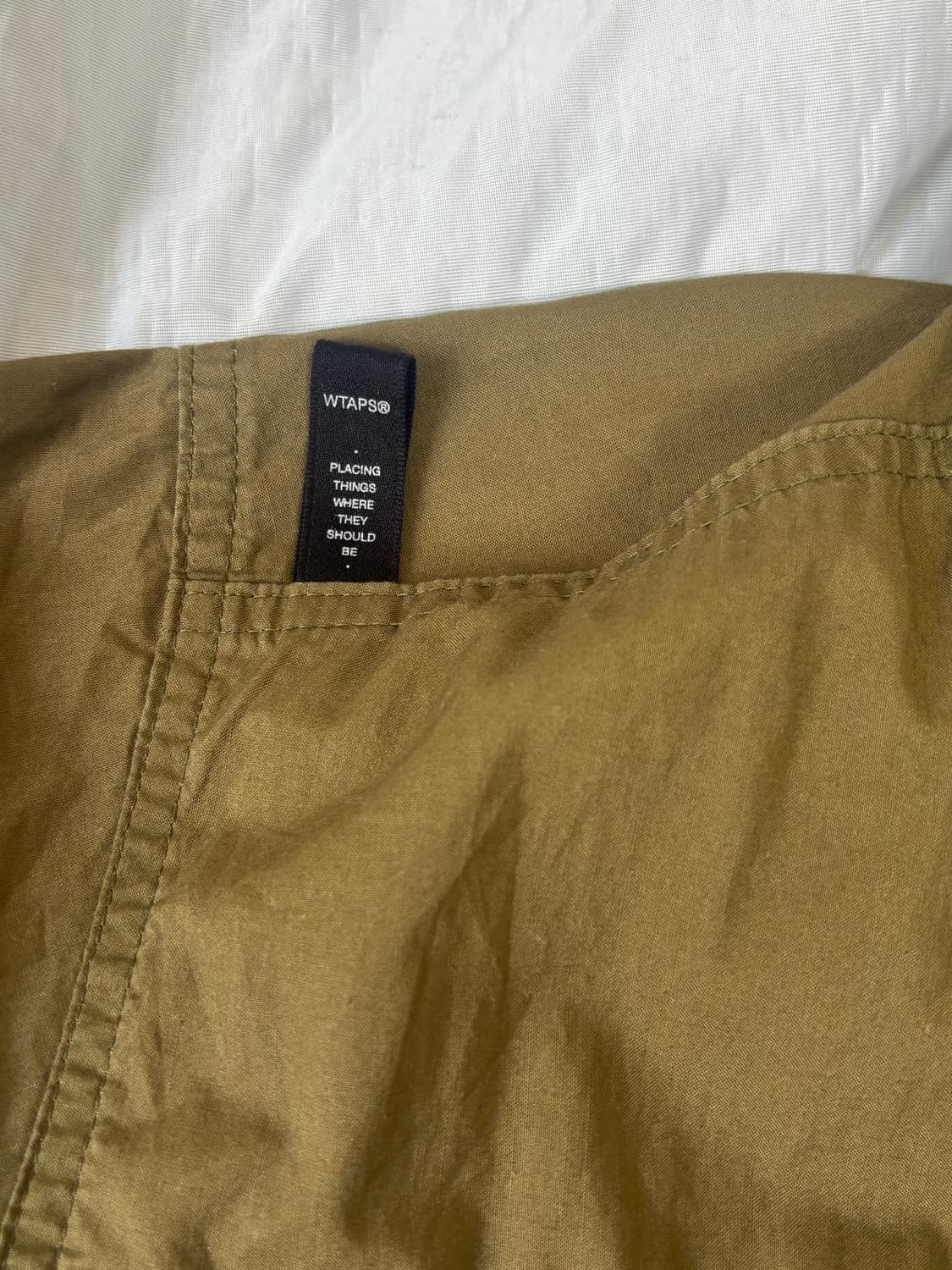 WTAPS 더블탭스 밀리터리 샴브레이 반팔 셔츠 상품이미지3