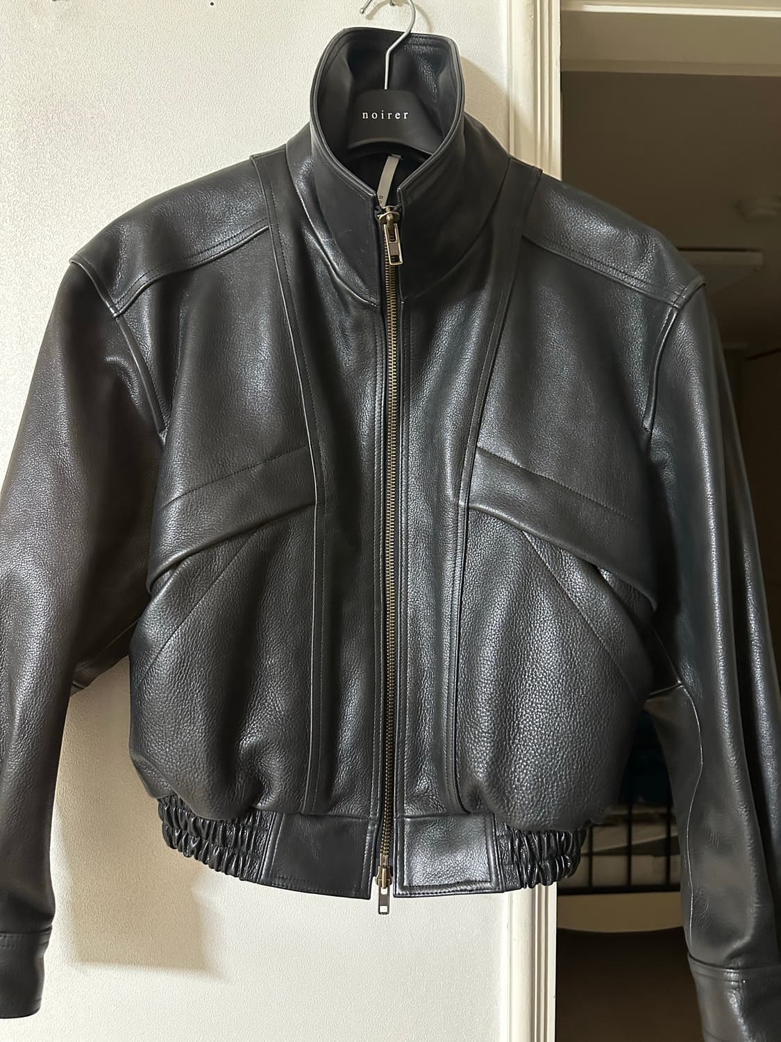 노이어 엔틱 카우 레더 하이넥 블루종 50 상품이미지3