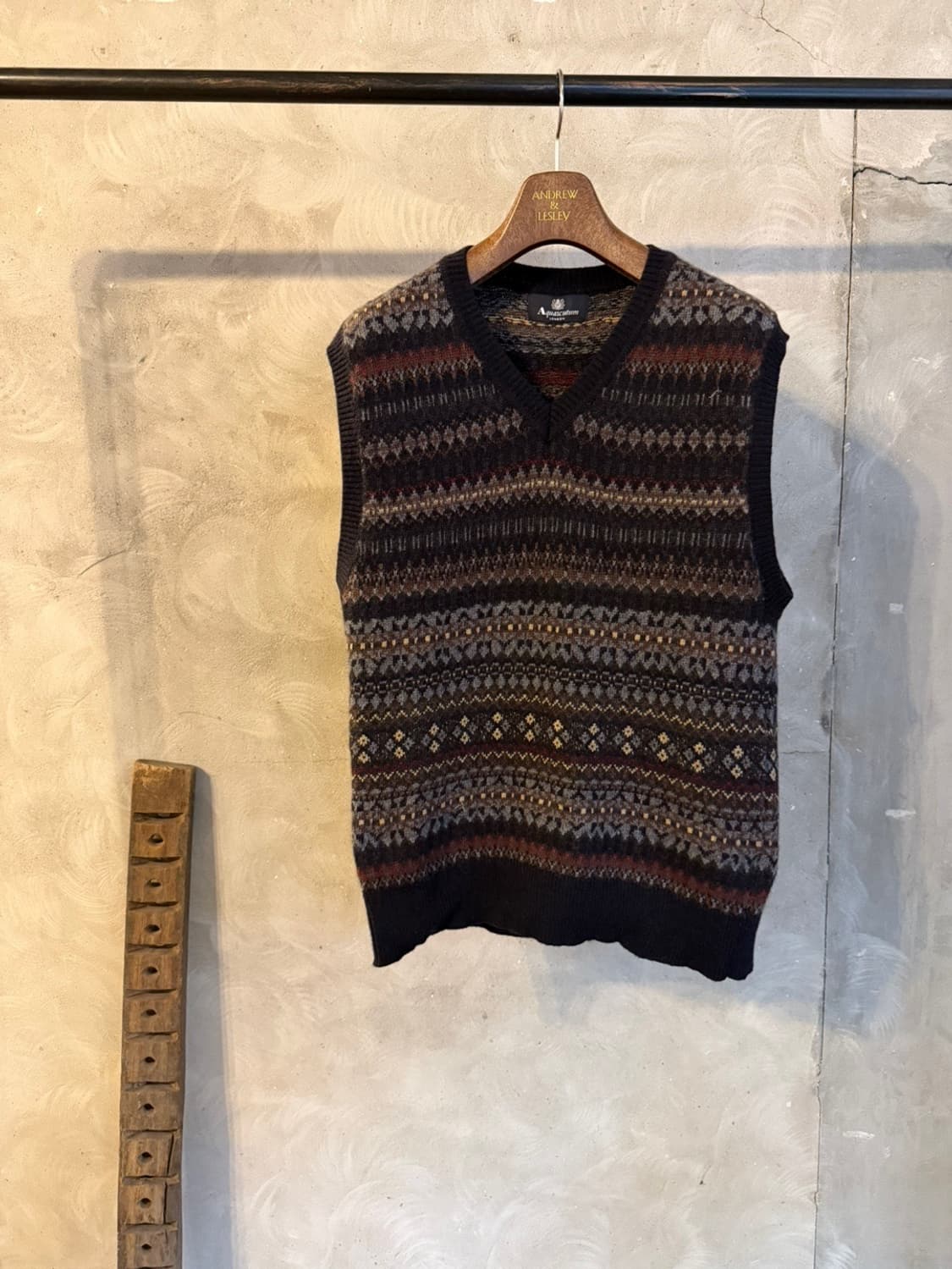 아쿠아스큐텀 페어아일 니트 베스트 100 상품이미지1