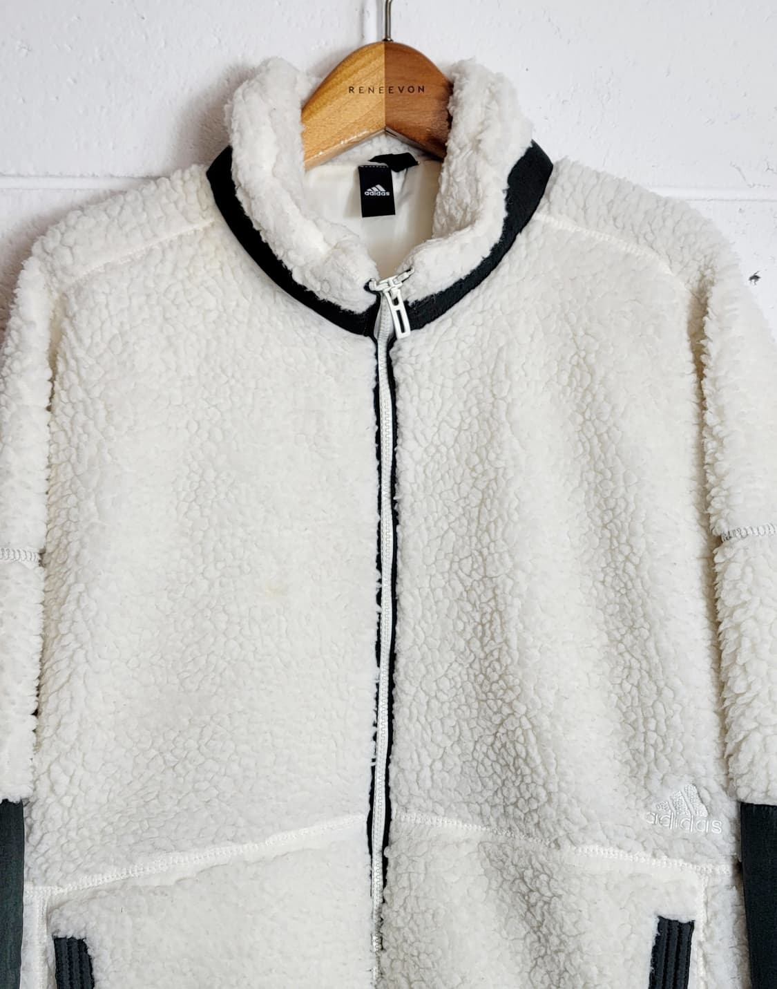아디다스(남여공용) 양털 후리스자켓 판매 상품이미지4