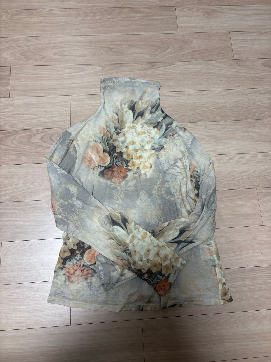 아방가르드 기하학 플라워 패턴 탑 상품이미지5