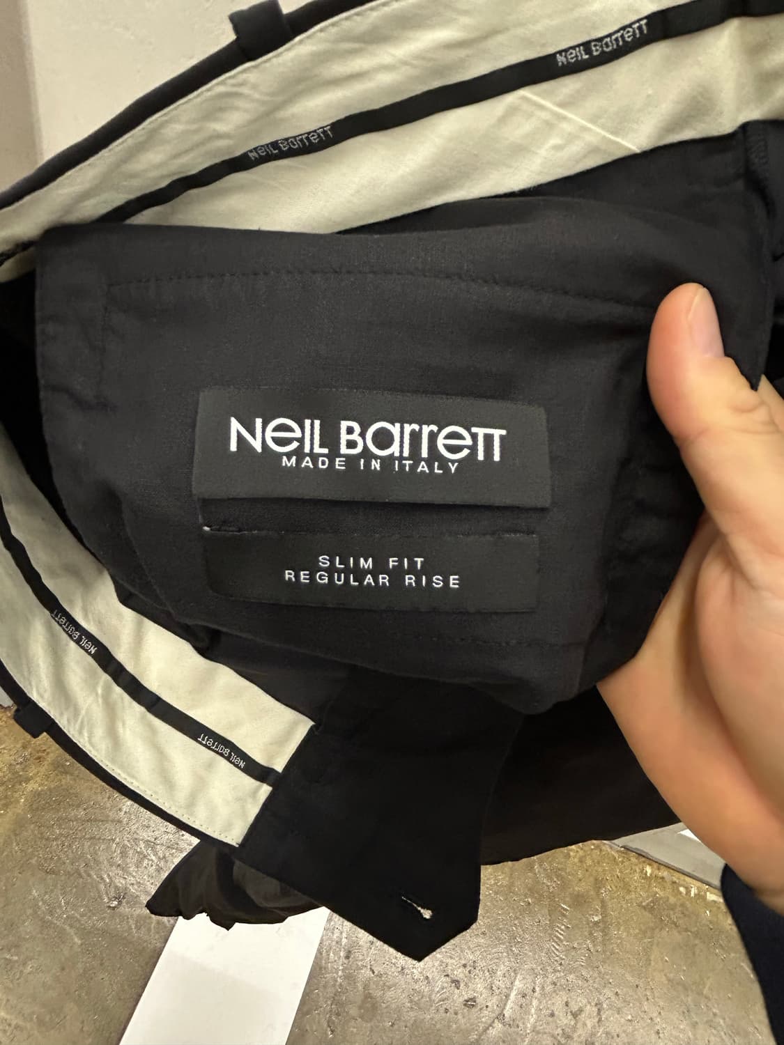 Neil Barrett 닐바렛 슬림핏 카고 팬츠 상품이미지8