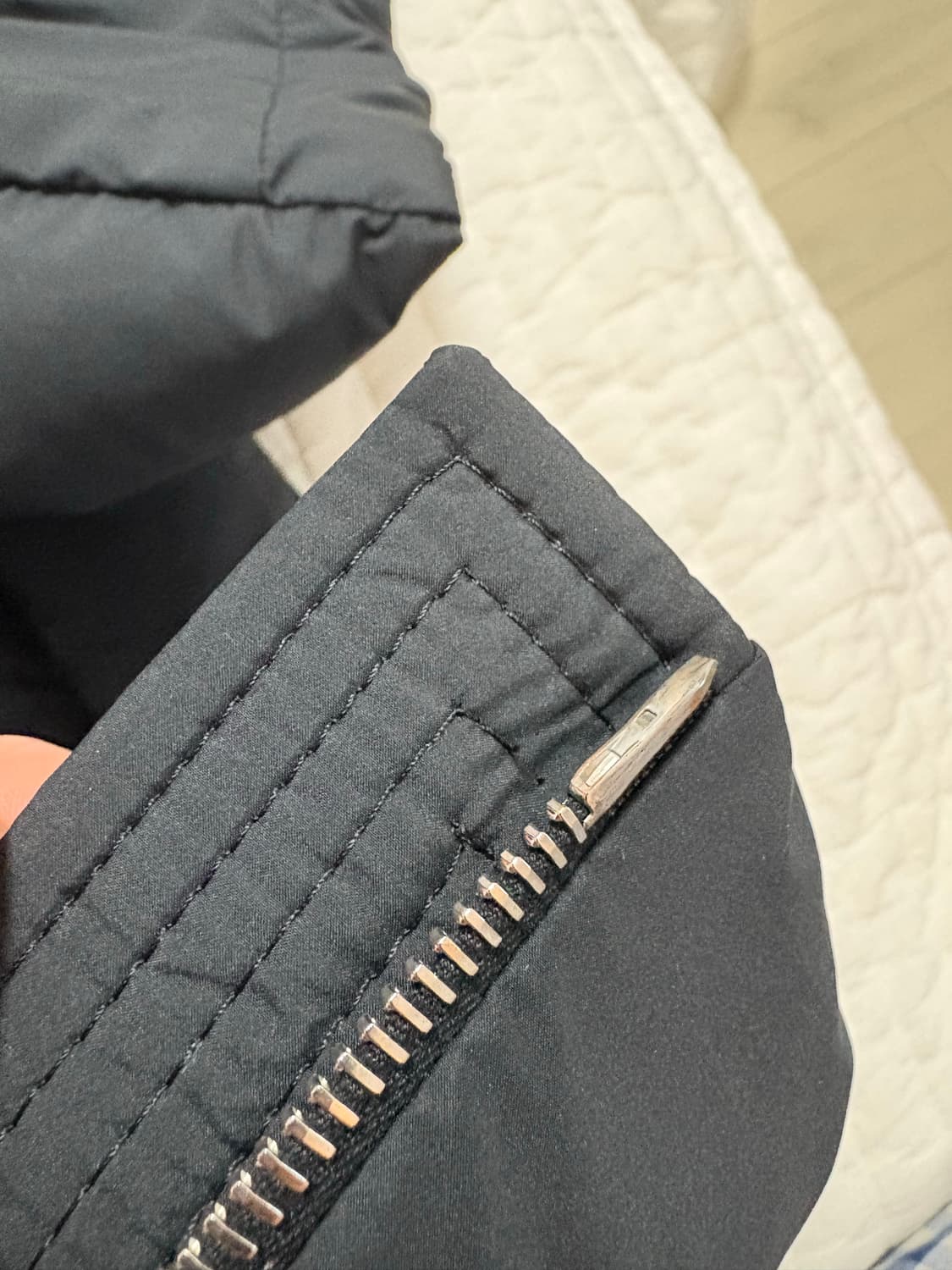 [3]몽클레어 경량패딩 authie 상품이미지5