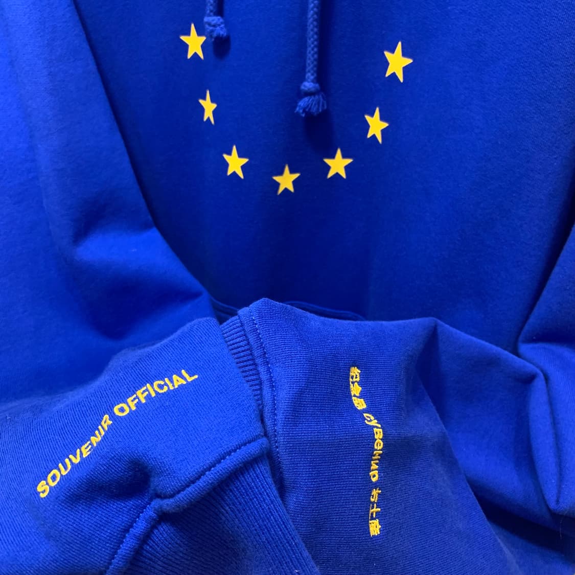 수베니어 오피셜 후드티 상품이미지2