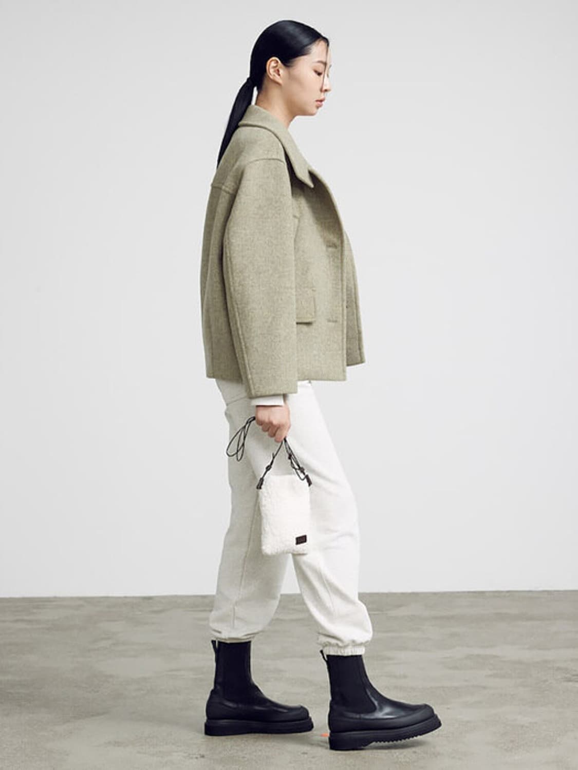 구호플러스 시그니처 코쿤 숏코트 상품이미지2