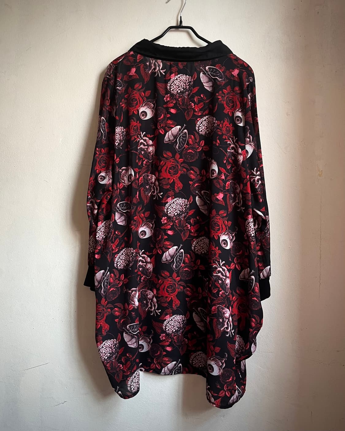 Drug Honey Grotesque Graphic Blouse 상품이미지10