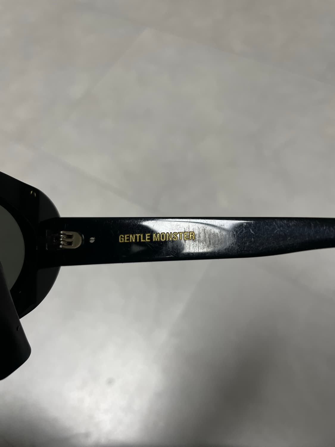 젠틀몬스터 LE 선글라스[상자 없는 단품] 상품이미지3