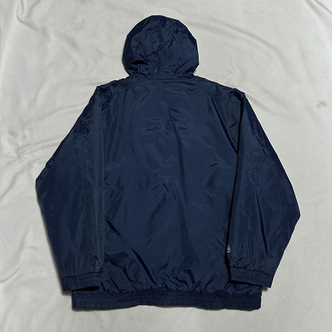 M 마제스틱 뉴욕 양키스 글로시 나일론 후드 자켓 상품이미지3