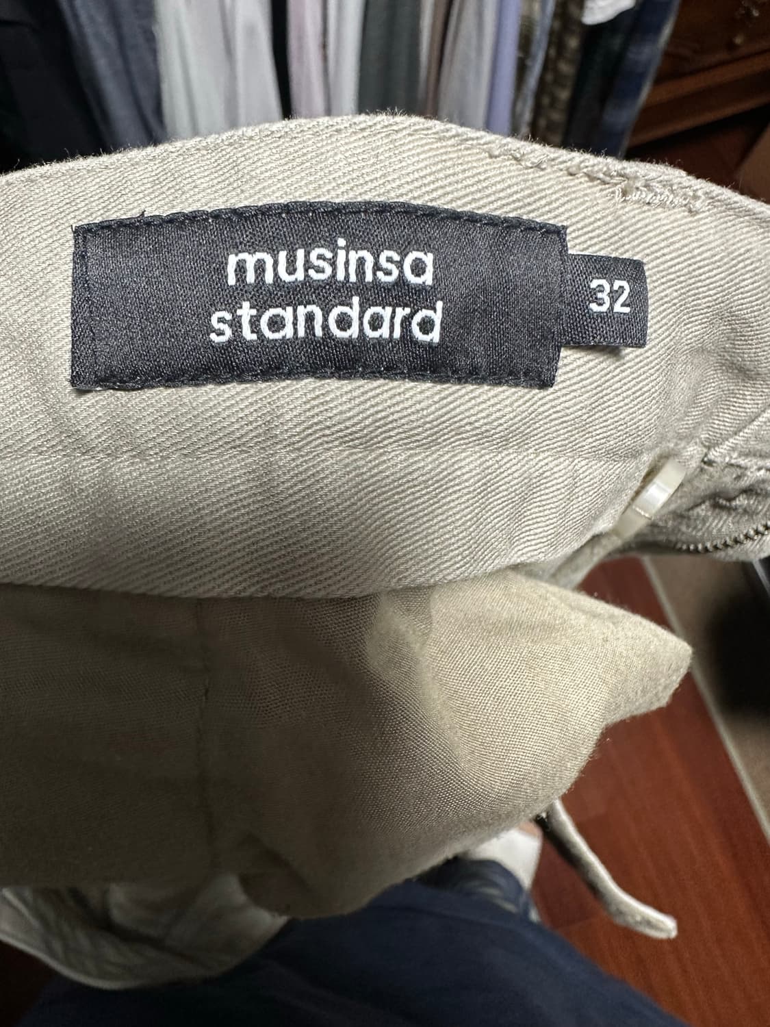 [무신사 스탠다드] 와이드 치노 팬츠 [그레이쉬 베이지] 상품이미지3