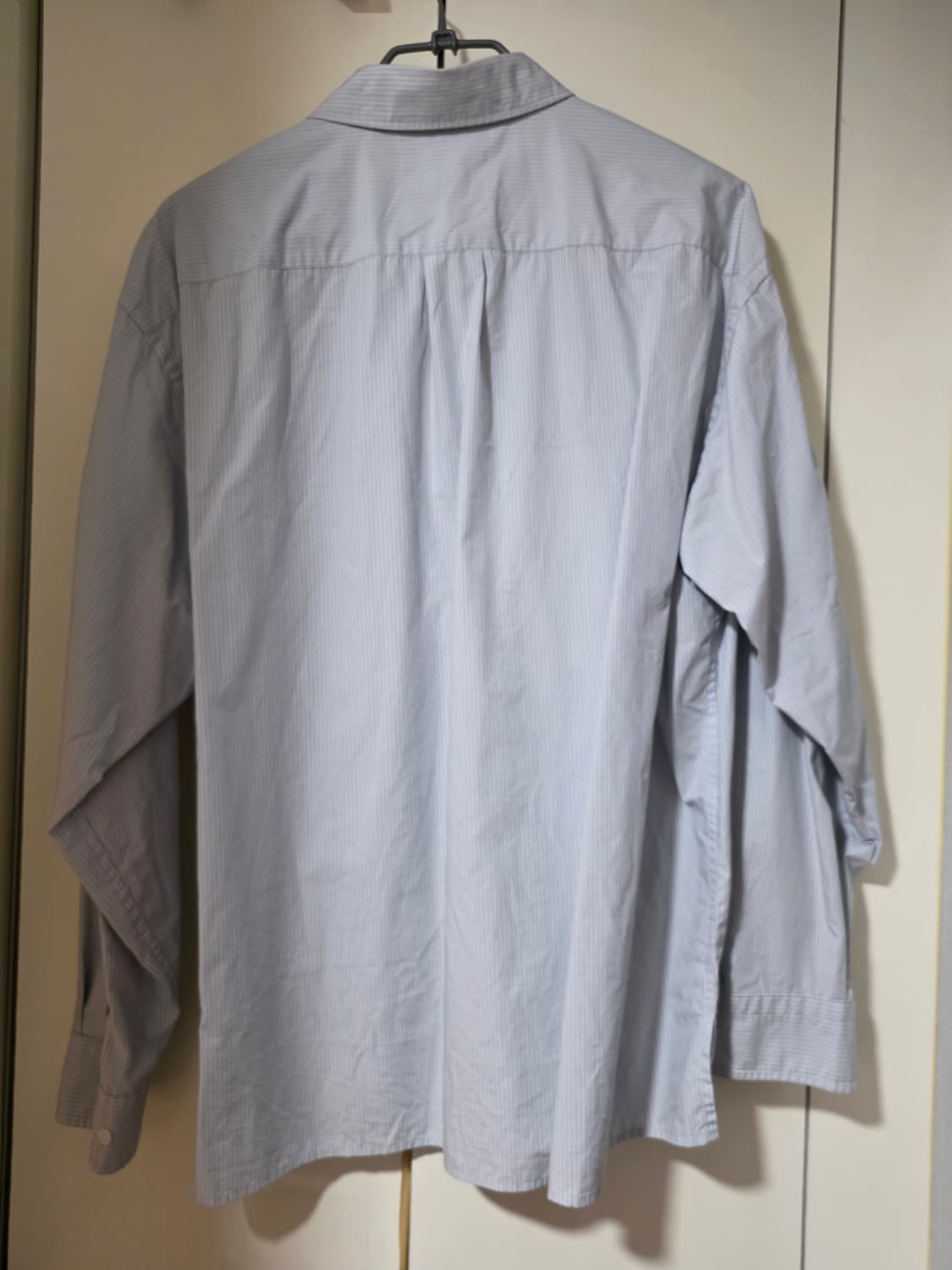 유니클로C 브로드클로스 오버사이즈 셔츠 블루 M사이즈 상품이미지2