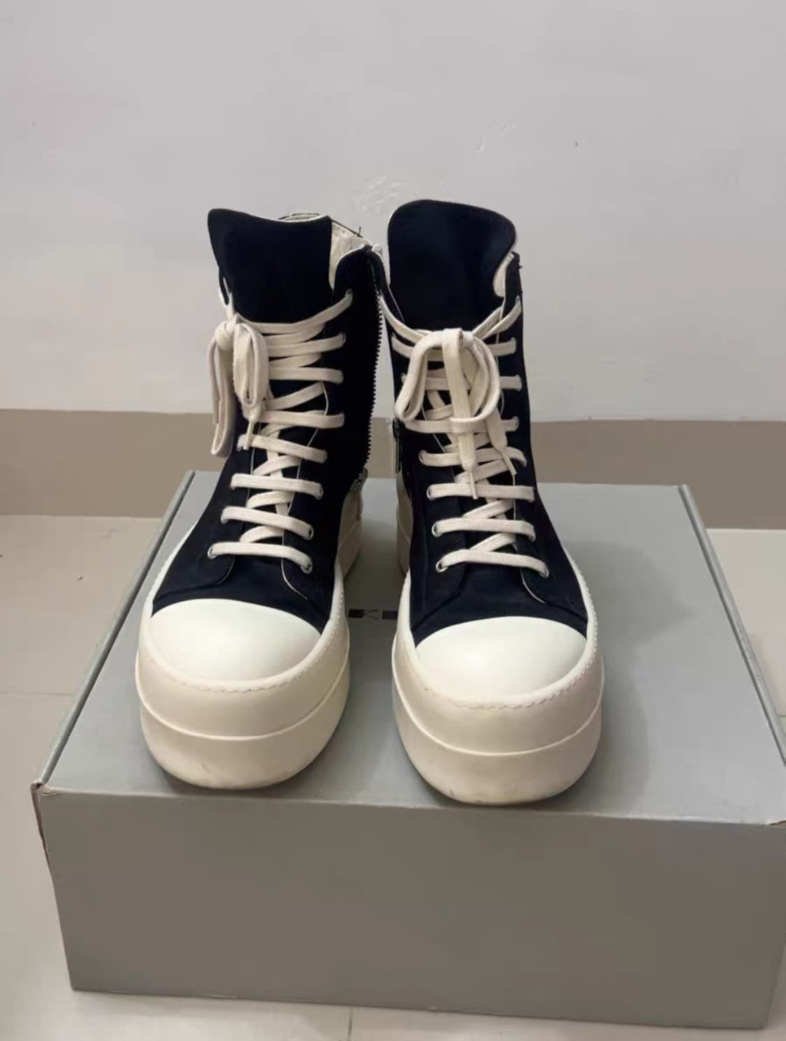 릭오웬스 다크쉐도우 메가범퍼 스니커즈 44 상품이미지2