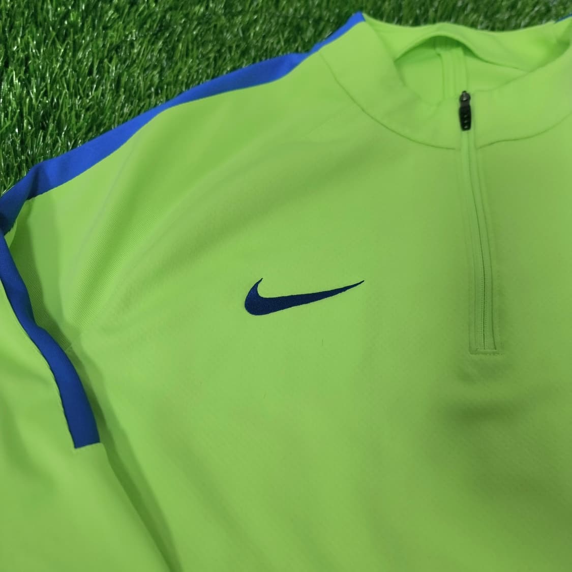 16-17시즌 바르셀로나 나이키 드릴탑 상품이미지4