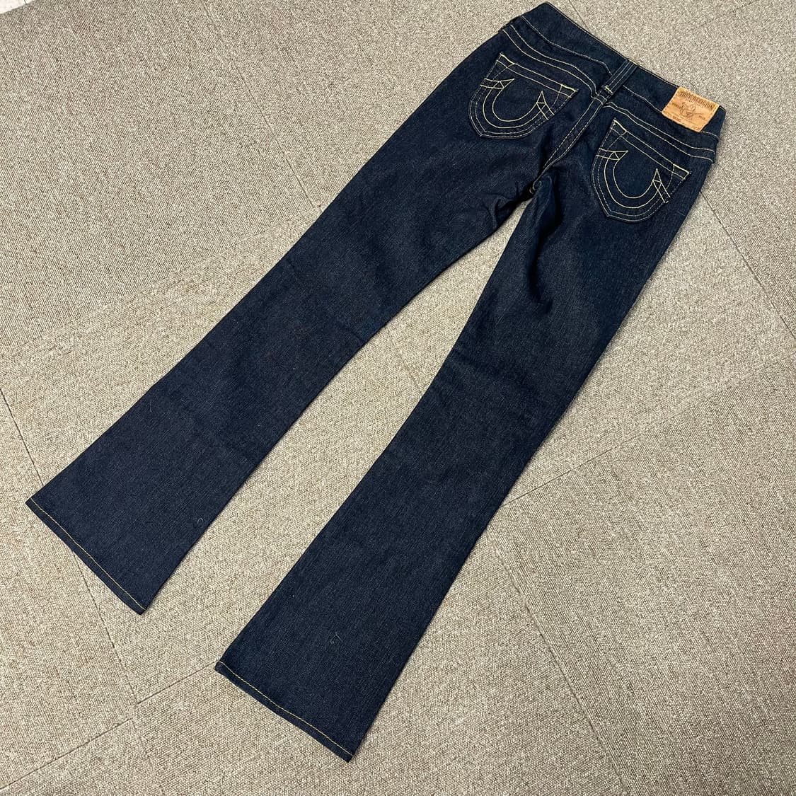  트루릴리젼 부츠컷 데님팬츠 상품이미지1