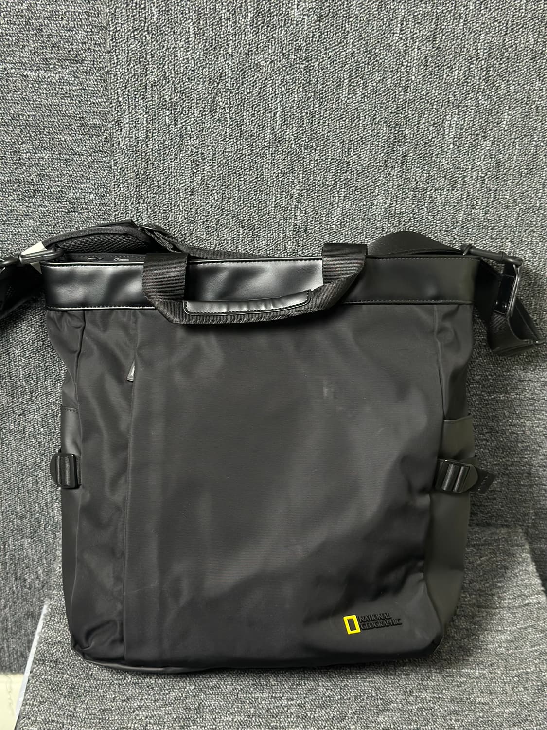 내셔널지오그래픽 토트백 블랙 상품이미지4