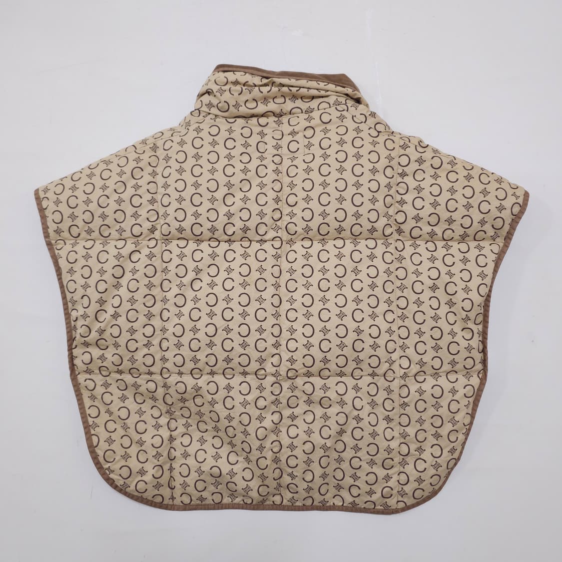 셀린느 모노그램 패딩 베스트 상품이미지5