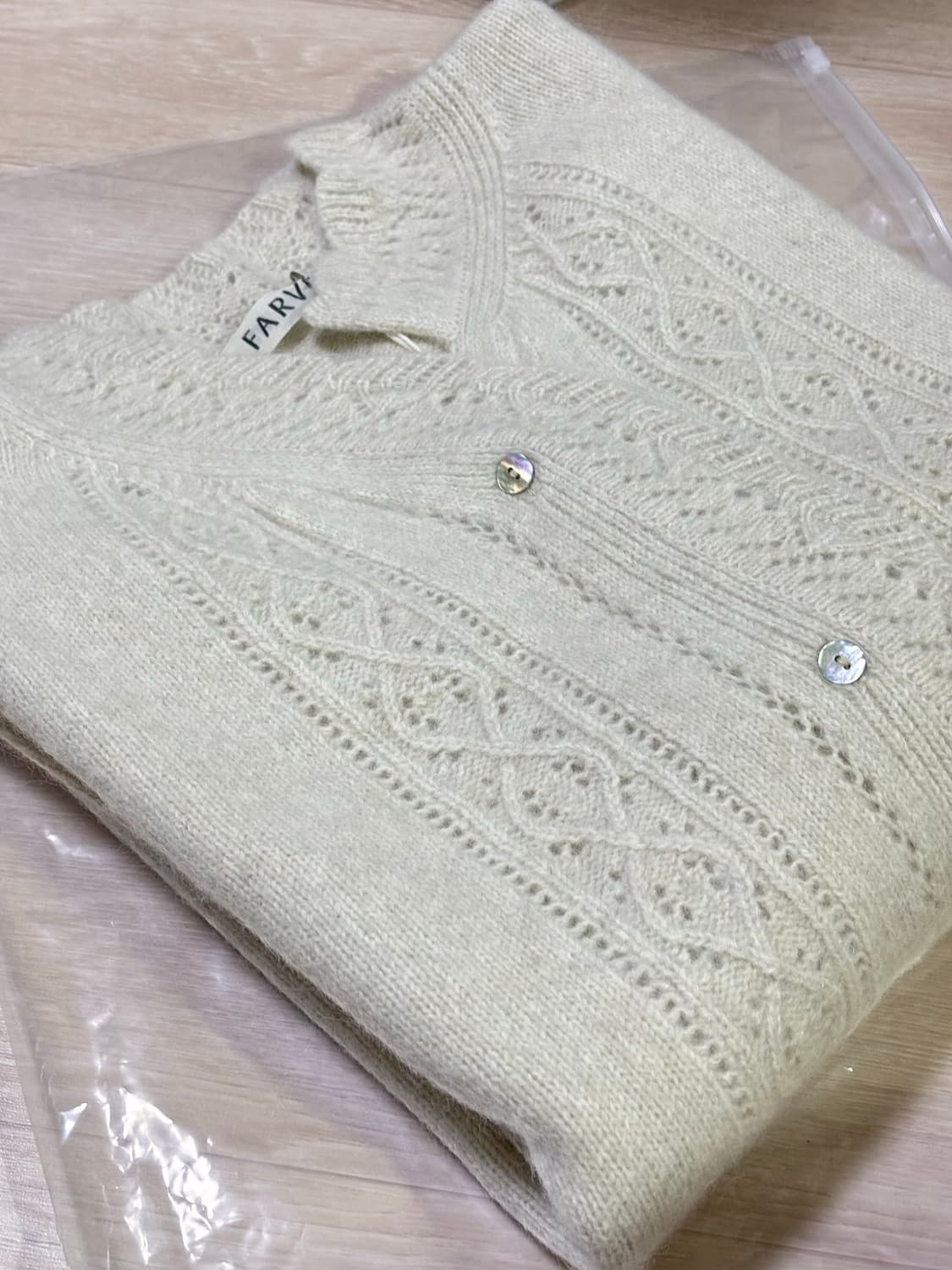 파르벵 25fall ALPACA FRILL KNIT 상품이미지1