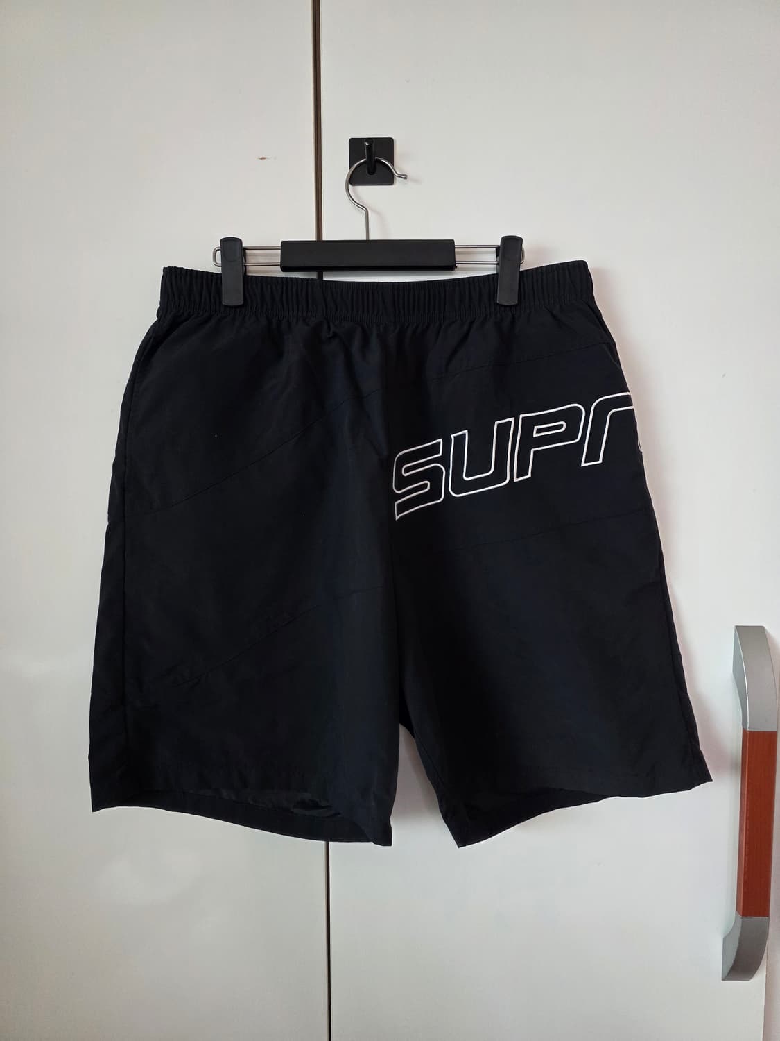 슈프림 커브 나일론 쇼츠 블랙 상품이미지1