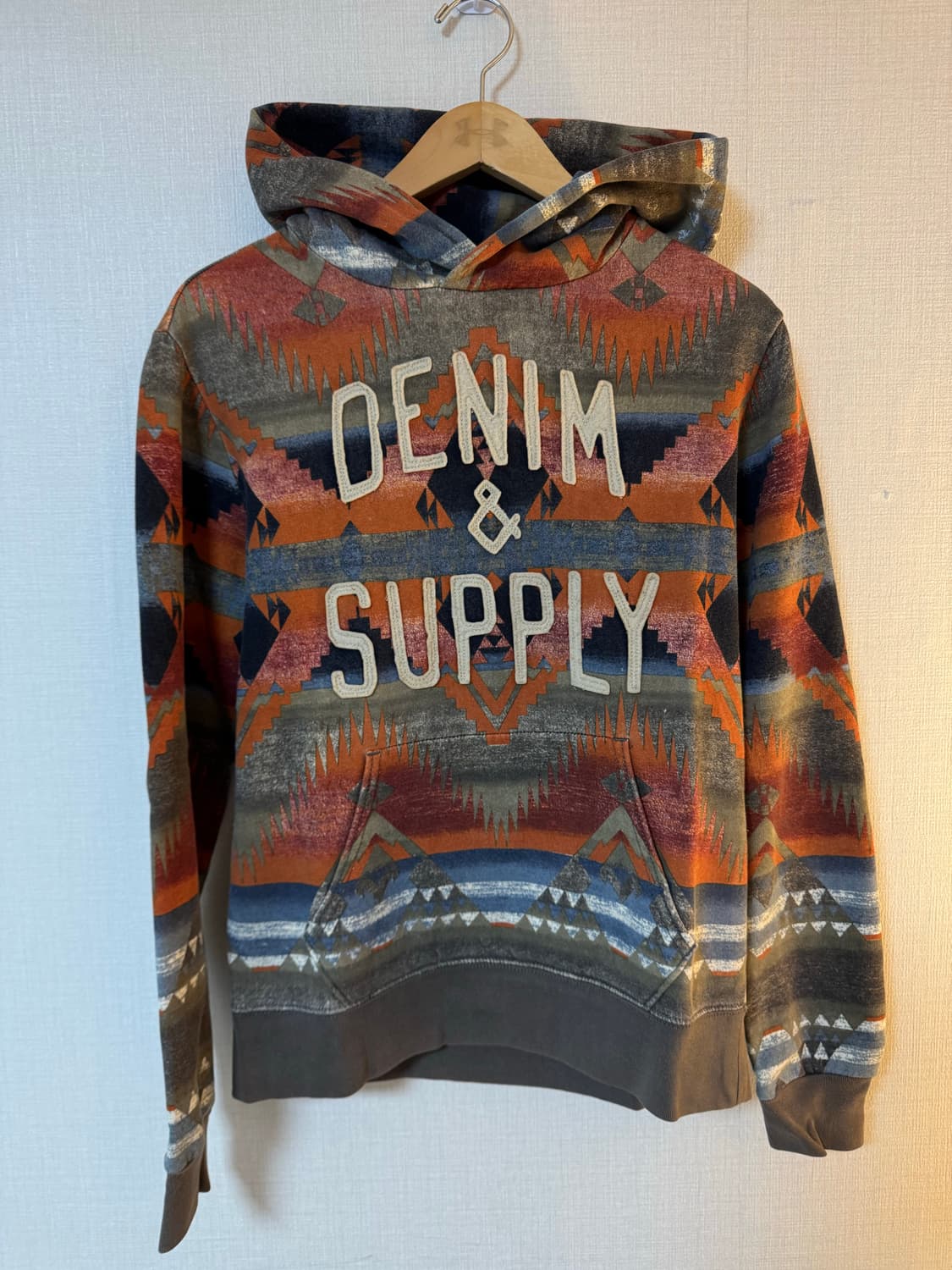 [S]데님&서플라이 나바호 패턴 후드티 상품이미지1