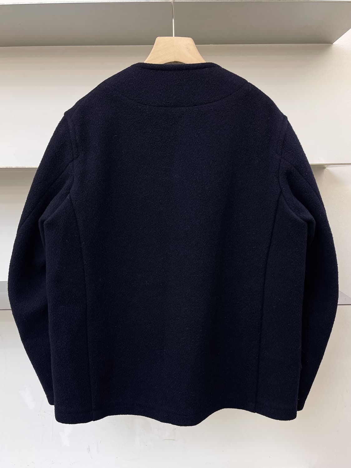 단톤 19aw 카라리스 울 자켓 상품이미지4