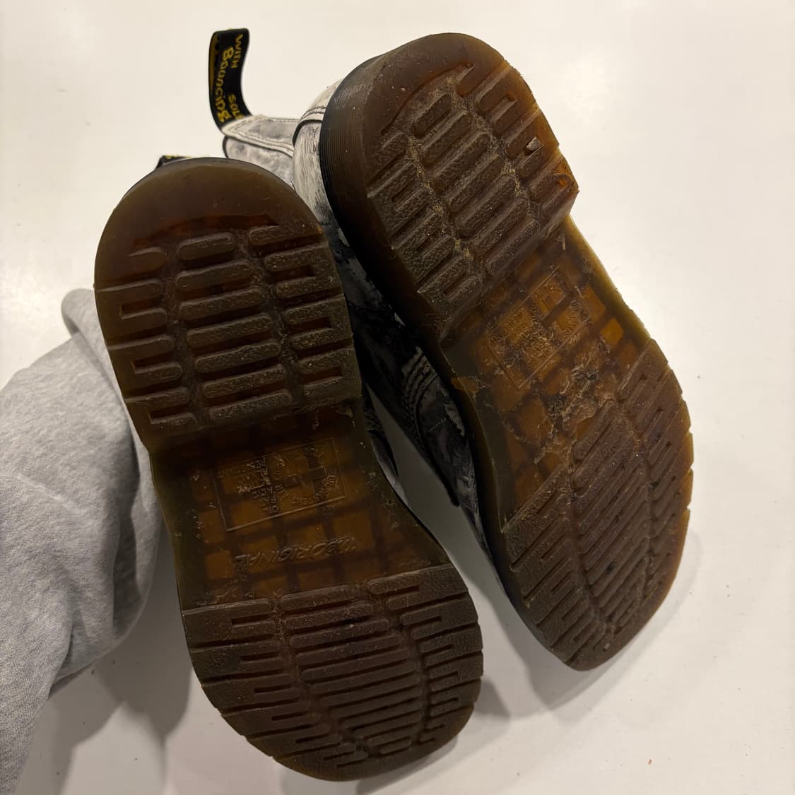 [280] 닥터마틴 1460 8홀 워커 부츠 페인트 워싱 상품이미지5