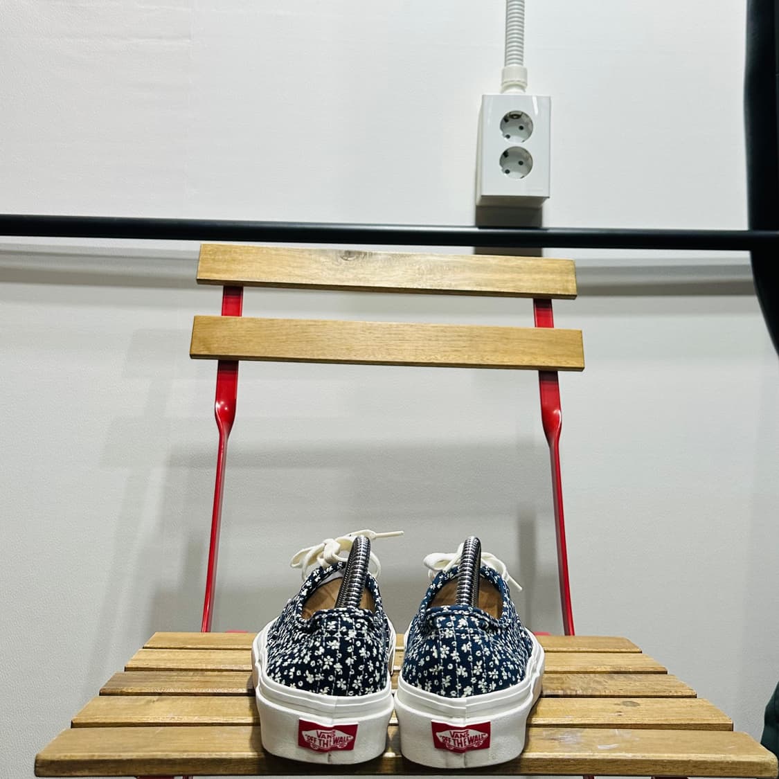 245) VANS 반스 운동화 여성 여자 신발 어센틱 플라워 상품이미지4