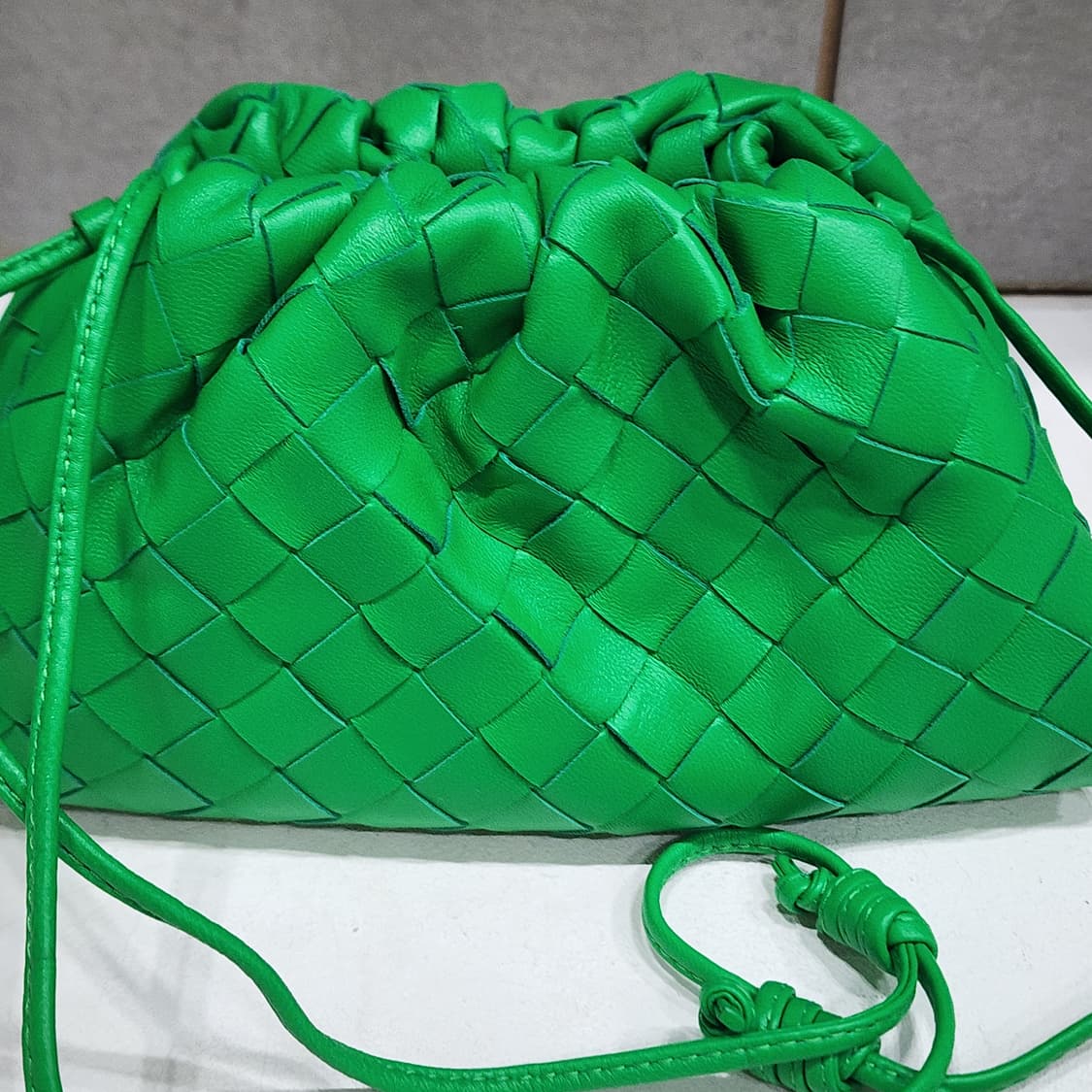 보테가베네타 만두백 새거급 상품이미지1